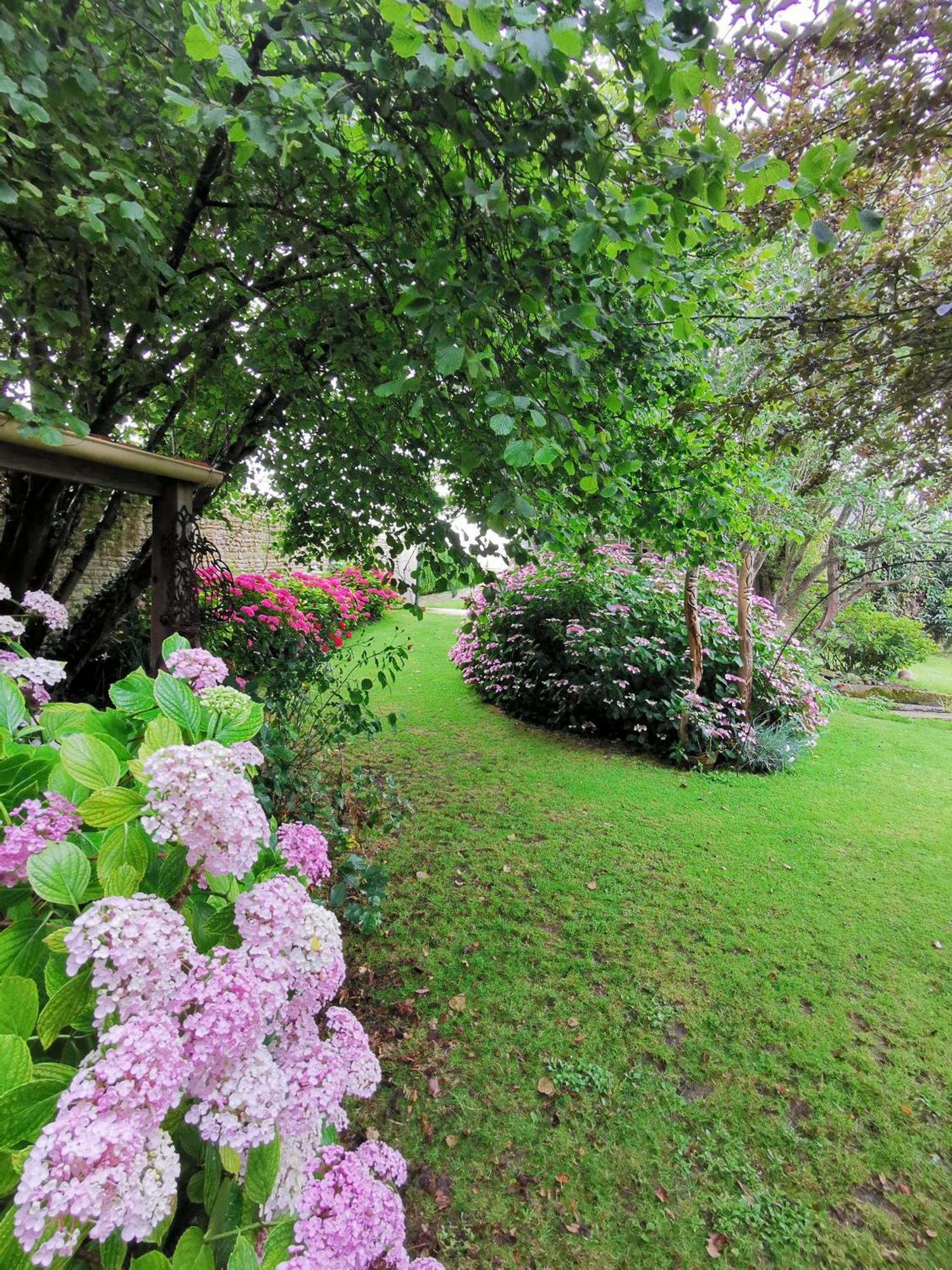 Chambre De L'Iris Sainte-Croix-sur-Mer エクステリア 写真